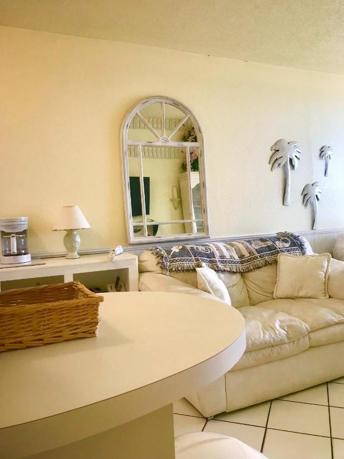Ocean Waves - Ocean Front At Symphony Beach Club! Ormond Beach Eksteriør billede